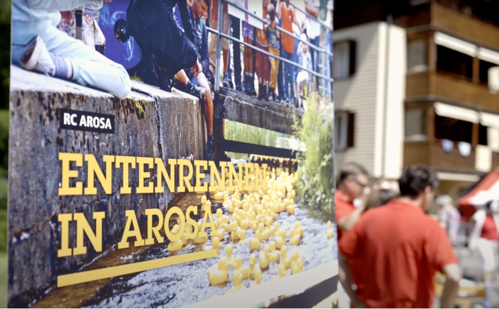 Am 1. August schwammen die Rotary-Enten in Arosa wieder für den guten Zweck um die Wette.
