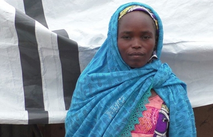 Die Nigerianerin Fatima fand Zuflucht in einer ShelterBox.
