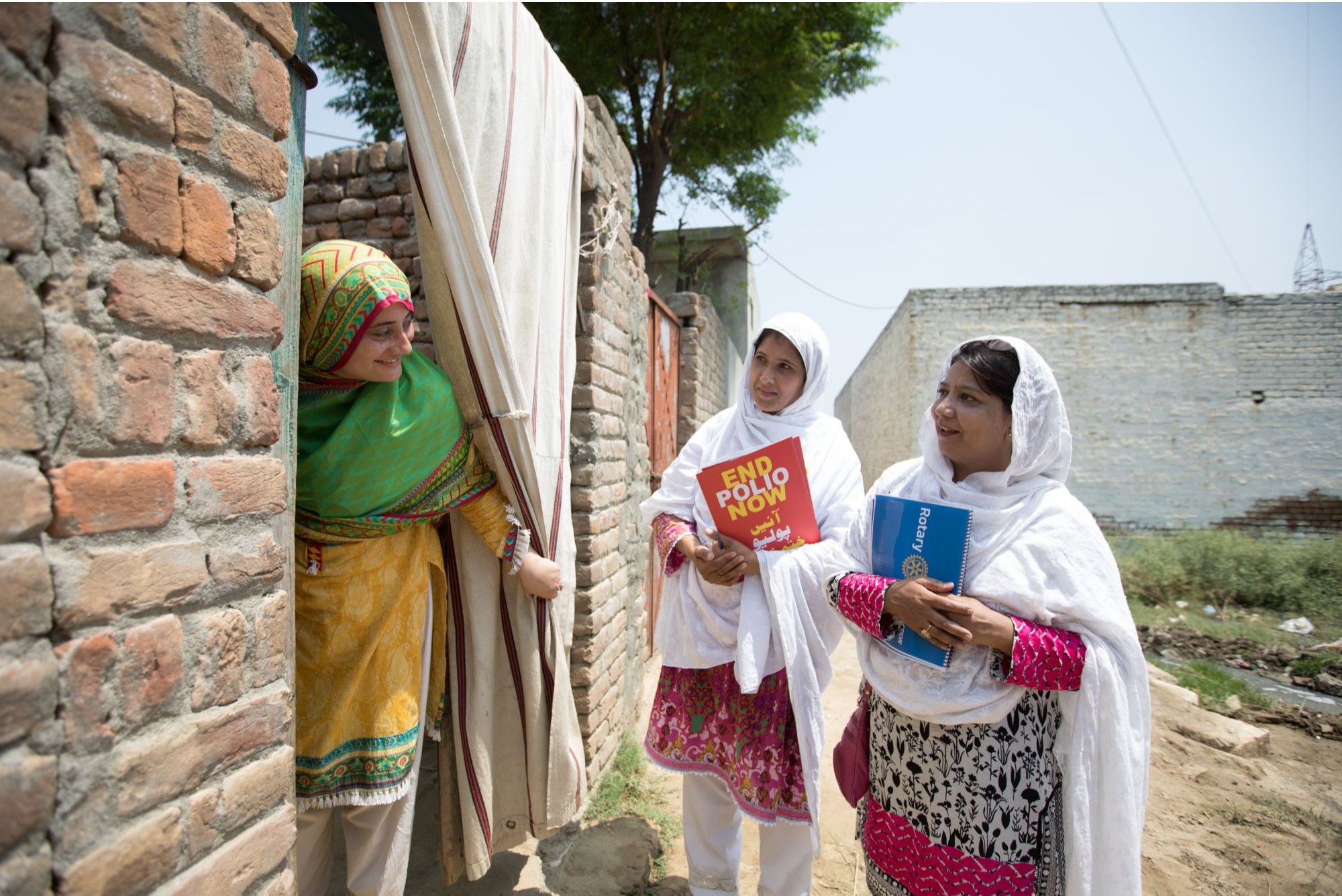 Gesundheitsfachkräfte informieren in Pakistan über die Polio-Impfkampagnen. Bild: rotary.org
